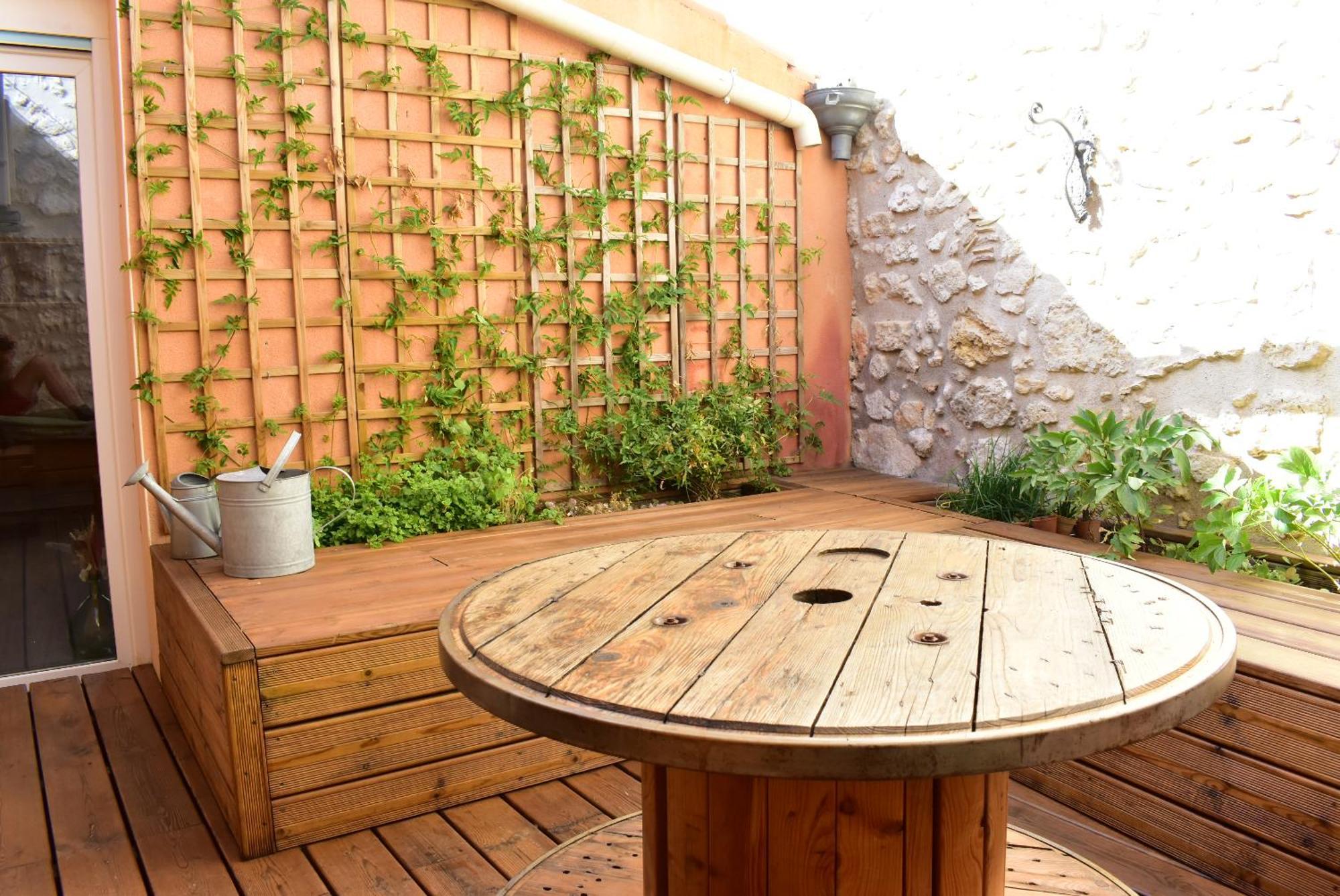 Maison De Village Avec Sa Charmante Petite Cour Interieure เฟลอรี ภายนอก รูปภาพ