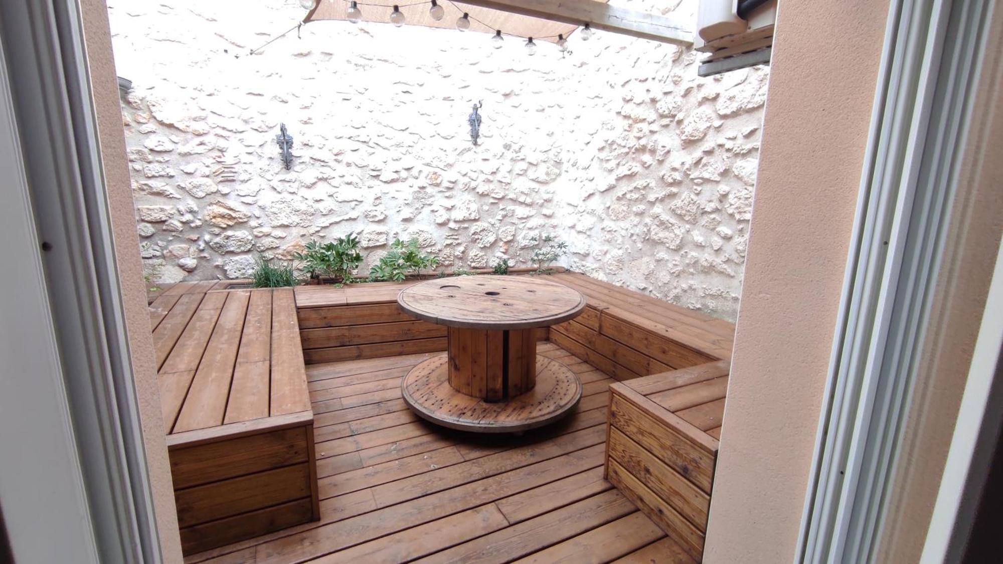Maison De Village Avec Sa Charmante Petite Cour Interieure เฟลอรี ภายนอก รูปภาพ